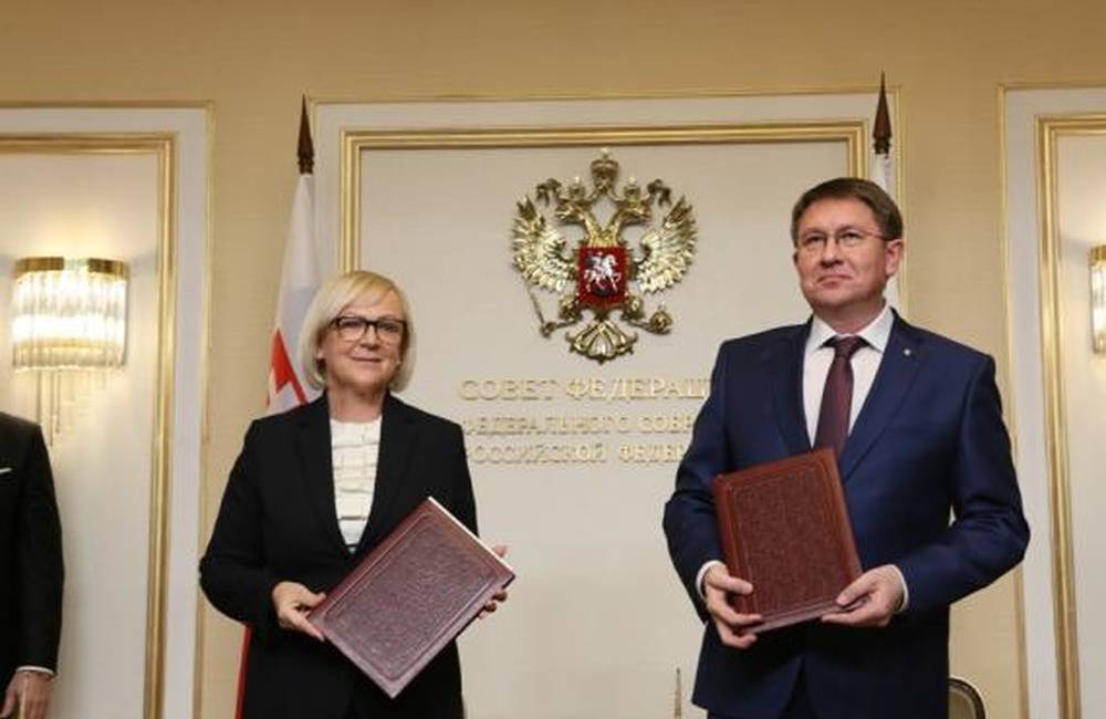 Revúca podpísala zmluvu o partnerstve s ruským mestom Satka, spolupráca bude v rôznych oblastiach
