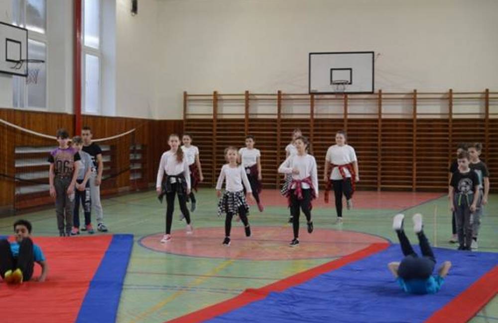 Foto: ZŠ I. B. Zocha v Revúcej zrekonštruovala telocvičňu za 60 tisíc eur
