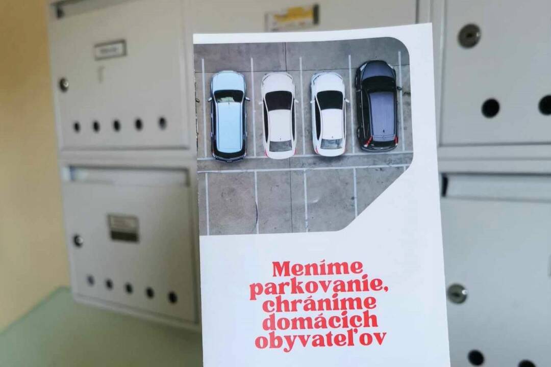 FOTO: Vo Zvolene sa zmenia pravidlá parkovania. Koľko bude stáť rezidentská karta?