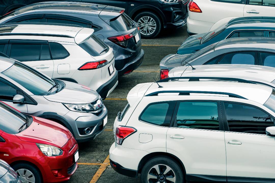 FOTO: Koľko zaplatia Banskobystričania za parkovanie v nových rezidentských zónach?