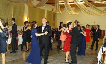 Charitatívny ples mesta Banská Bystrica sa koná už tento piatok v Hoteli Lux, aj s Michalom Davidom