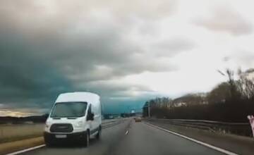 VIDEO: Nebezpečná jazda ako z filmu. Senior išiel na R1 v protismere, riskoval vlastný život