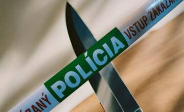 V obci Hucín došlo ku krvavému incidentu. Syn zaútočil nožom na vlastného otca, bodol ho do brucha