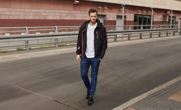 Ktorý online obchod s oblečením je ideálny pre jarný nákup? Osviežte svoj šatník bez toho, aby ste museli opustiť domov