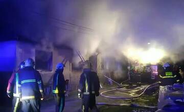 VIDEO: Syn sa vyhrážal otcovi, že podpáli dom. O pár minút už v obci Hodejov horelo