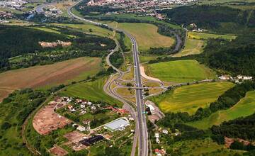 Koniec problémového úseku v Žiari nad Hronom? Šášovská križovatka je postrachom pre mnohých vodičov