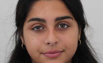 FOTO: Polícia hľadá 17-ročnú Máriu z okresu Revúca. Má tmavé vlasy a výrazné obočie