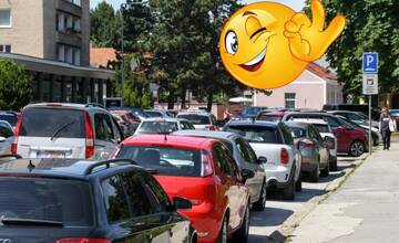 VIDEO: Neviete parkovať? Toto video vás naučí, ako zaparkovať kolmo či pozdĺžne
