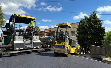 FOTO: Bystričania čakali na túto cestu desaťročia. Jej rekonštrukcia stála 130-tisíc eur