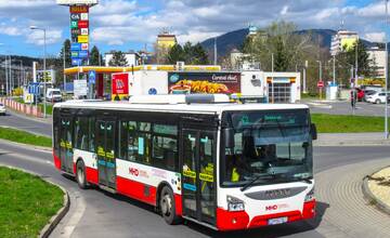 Cestujete verejnou dopravou? Zákaznícke centrá IDS BBSK od mája zmenia otváracie hodiny