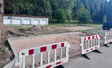 V Brezne pribudnú nové parkovacie miesta. V akej lokalite?