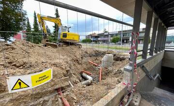 FOTO: V Žiari nad Hronom sa rekonštruuje podchod na Ulici SNP. Už doň nebude zatekať