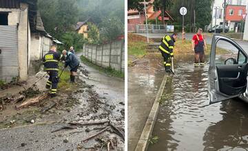 FOTO: Včerajšia búrka potrápila aj Žarnovicu. Pozrite si, kde všade pomáhali miestni hasiči
