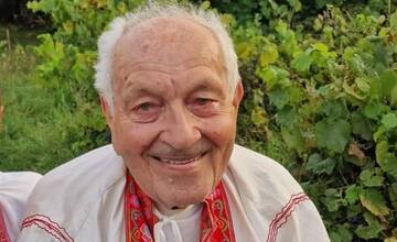 Zlodeji v Bystrici vykradli počas osláv SNP vojnového veterána Vladimíra Strmeňa. Museli vedieť, že nebude doma