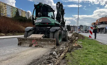 VIDEO: Štvorprúdovku v Sásovej rekonštruujú, pribudne legálne parkovanie a bezpečný pruh pre cyklistov 