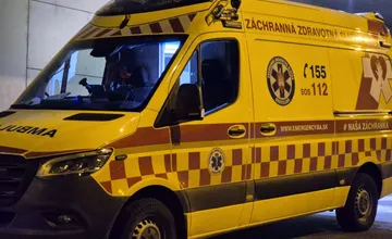 Študentka v Štiavnici darovala krv, pri ceste na internát neskôr odpadla, jej mama ďakuje okoloidúcim za jej záchranu