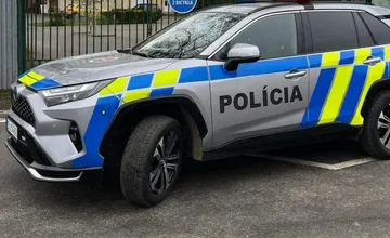 Tragický nález v Lučenci: V zaparkovanom aute našli bezvládne telo