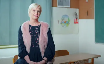 Medzi desiatkou najlepších učiteľov je aj Katarína Pivníková z Rimavskej Soboty, s vašimi hlasmi sa môže stať víťazkou