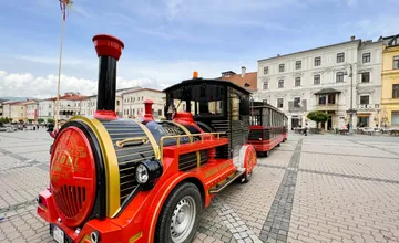Turistický vláčik v Banskej Bystrici onedlho začína svoju letnú sezónu. Kde všade vás odvezie?
