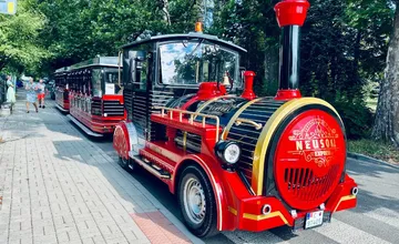 Prázdninový expres vyráža do ulíc Kremnice. Pozrite sa, kde všade vás odvezie, vodiči by však mali byť opatrnejší