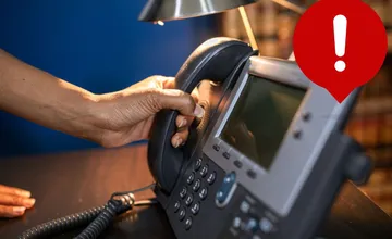 Polícia opäť zdvíha varovný prst pred podvodnými telefonátmi, tieto informácie sa vás policajt nikdy neopýta