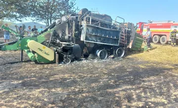 FOTO: Technická porucha spôsobila rozsiahly požiar pri Krupine, muž sa nadýchal nebezpečných splodín