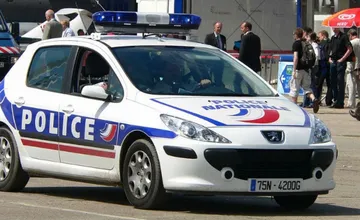 Vo francúzskej rieke našli mŕtve telo, mohlo by ísť o nezvestného Slováka