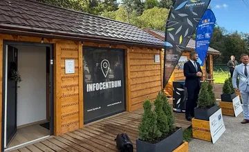 Obec Bystrá má nové moderné infocentrum, turistom uľahčí orientáciu v Nízkych Tatrách