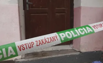 V prípade mŕtveho muža v rodinnom dome v okrese Rimavská Sobota viseli otázniky, čo odhalila pitva?