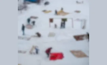 FOTO: Pamätáte si ešte na túto zimnú akciu? Mnohí priznali, že keby poriadne nasnežilo, radi by si to zopakovali aj dnes