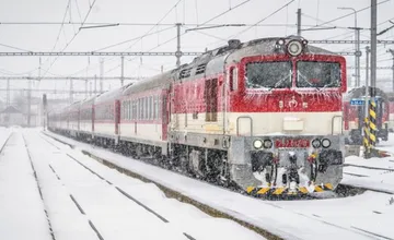 Krupina a Dudince sú už vyše mesiaca bez vlakovej dopravy, chýba aj hosťom kúpeľov, samosprávy žiadajú jej obnovenie