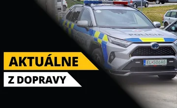 V Banskej Bystrici sa pri kruháči zrazil kamión s autom, zdržíte sa