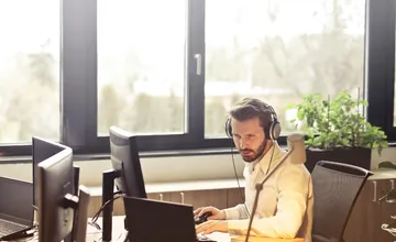 Záchranná služba potrebuje kolegov na novú linku pomoci, miesta sú voľné aj v Banskej Bystrici