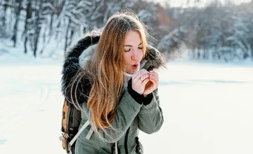 V Bystrickom kraji sa ochladí až na mínus 18 stupňov, bude snežiť a hrozí víchrica, meteorológovia vydali výstrahy