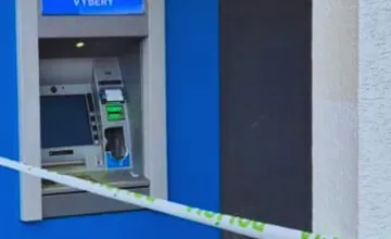 Na strednom Slovensku sa odohral útok na bankomat, páchateľov hľadá polícia