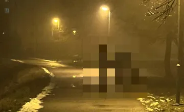 FOTO: Zvolenčanov dojala romantická fotografia z nočného mesta, krásny moment fotografky dobyl internet