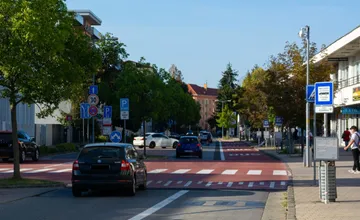 Spomaľovače vo Zvolene sa vodiči snažia silou mocou obchádzať. Čo sme to za národ, pýtajú sa obyvatelia