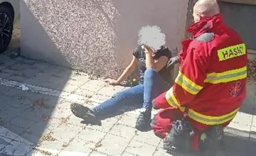 Policajti v Bystrici zabránili tragédii. Žena úmyselne skočila z mosta, našťastie, z rieky ju vytiahli včas