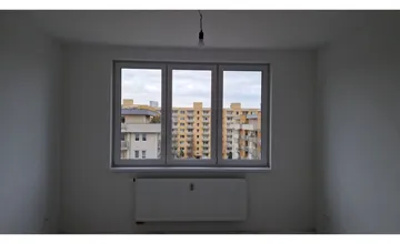 FOTO: Zvolenčania sa varujú pred podozrivým inzerátom na prenájom bytu, bez poplatku vopred si ho totiž nepozriete