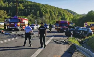Svedkyňa opísala mrazivé detaily čelnej zrážky pri Brusne, sama sa jej vyhla o sekundy