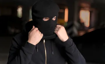 V Brezne dochádza k bizarným krádežiam. Neuveríte, po akej veci zlodejový fantóm túži tentokrát