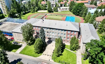 FOTO: Golianka v Bystrici prejde významnou rekonštrukciou, základná škola je už v rukách zhotoviteľa