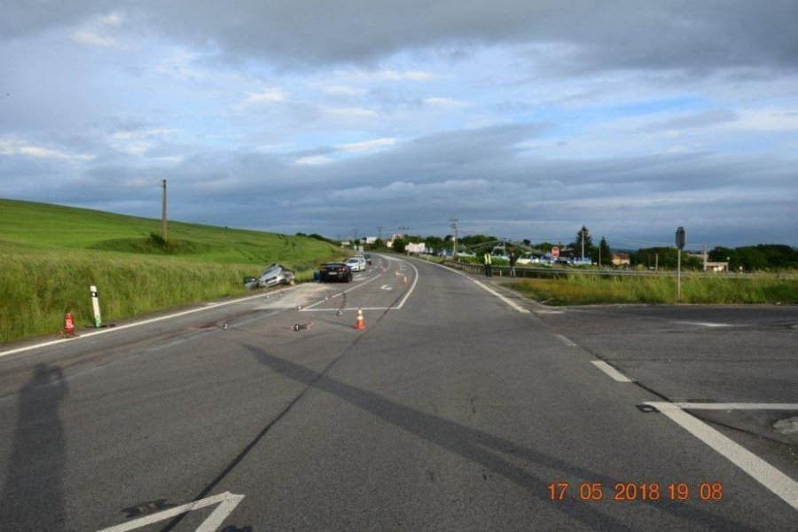 Polícia hľadá svedkov dopravnej nehody zo 17. mája, zahynul pri nej vodič Audi, foto 1