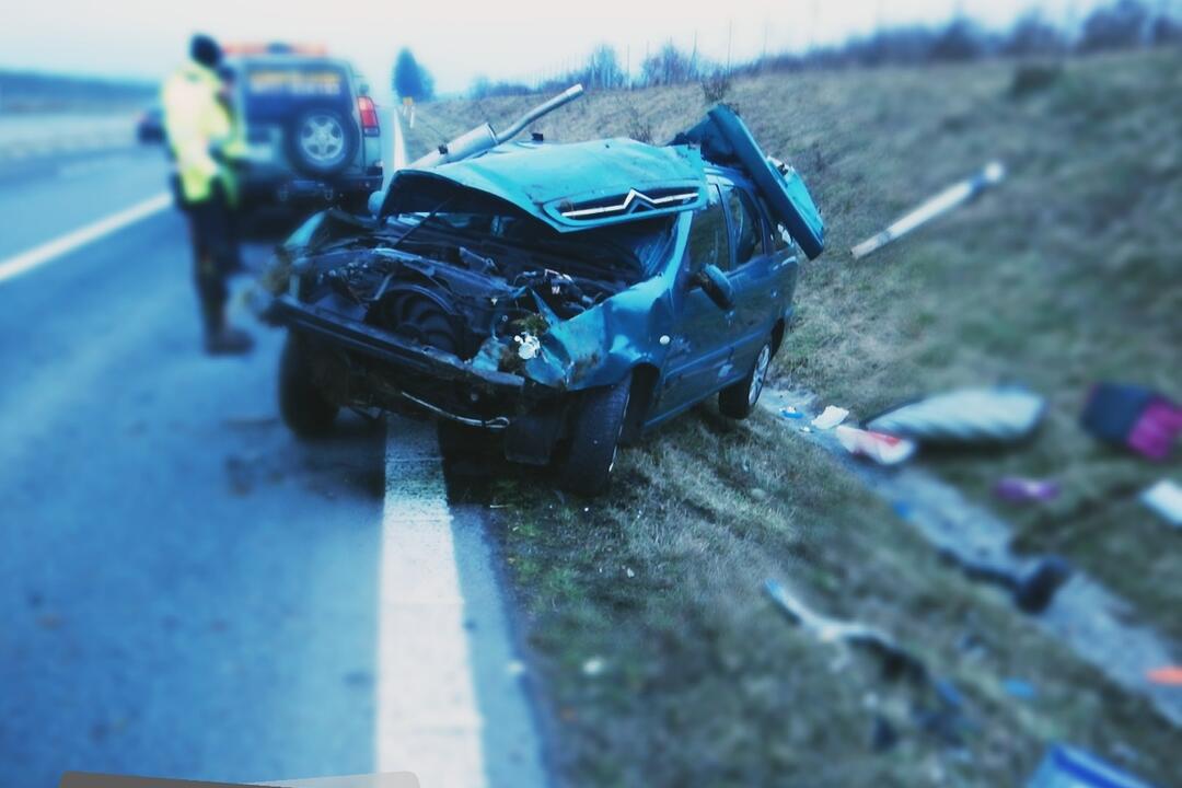 FOTO: Nehoda pri Sielnici, foto 3