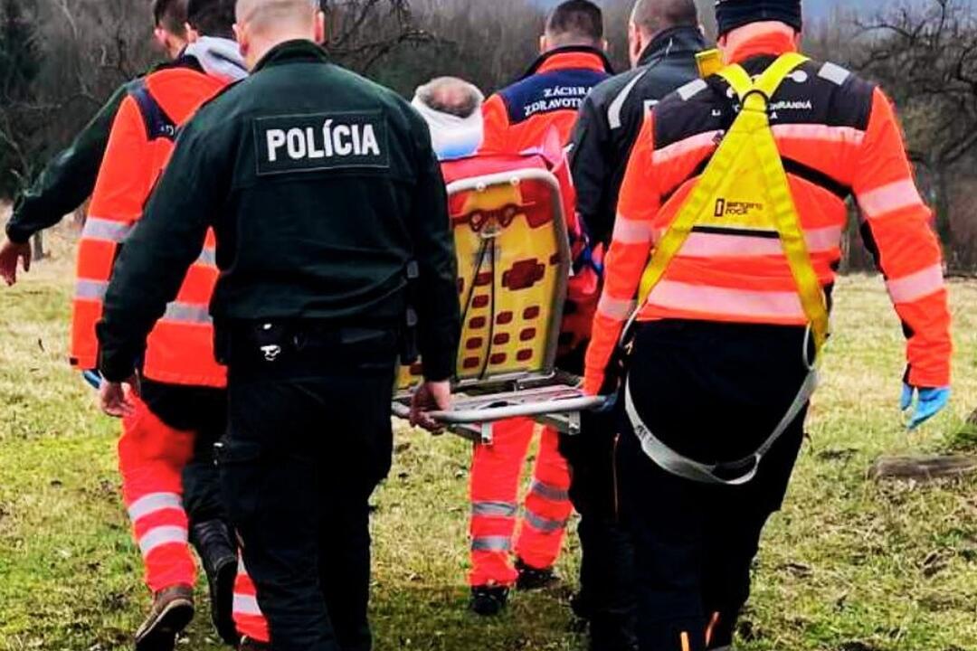 FOTO: Transport zraneného muža z Detvy, foto 1