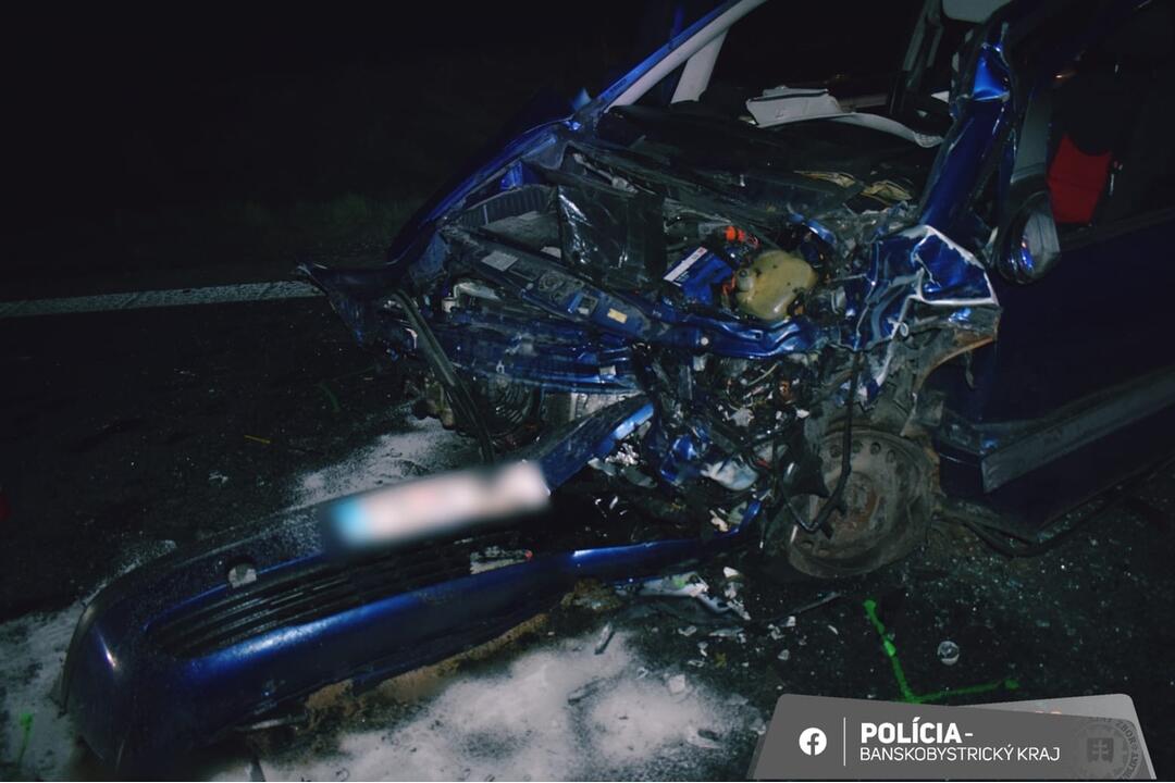 FOTO: Dopravná nehoda v okrese Lučenec, foto 2