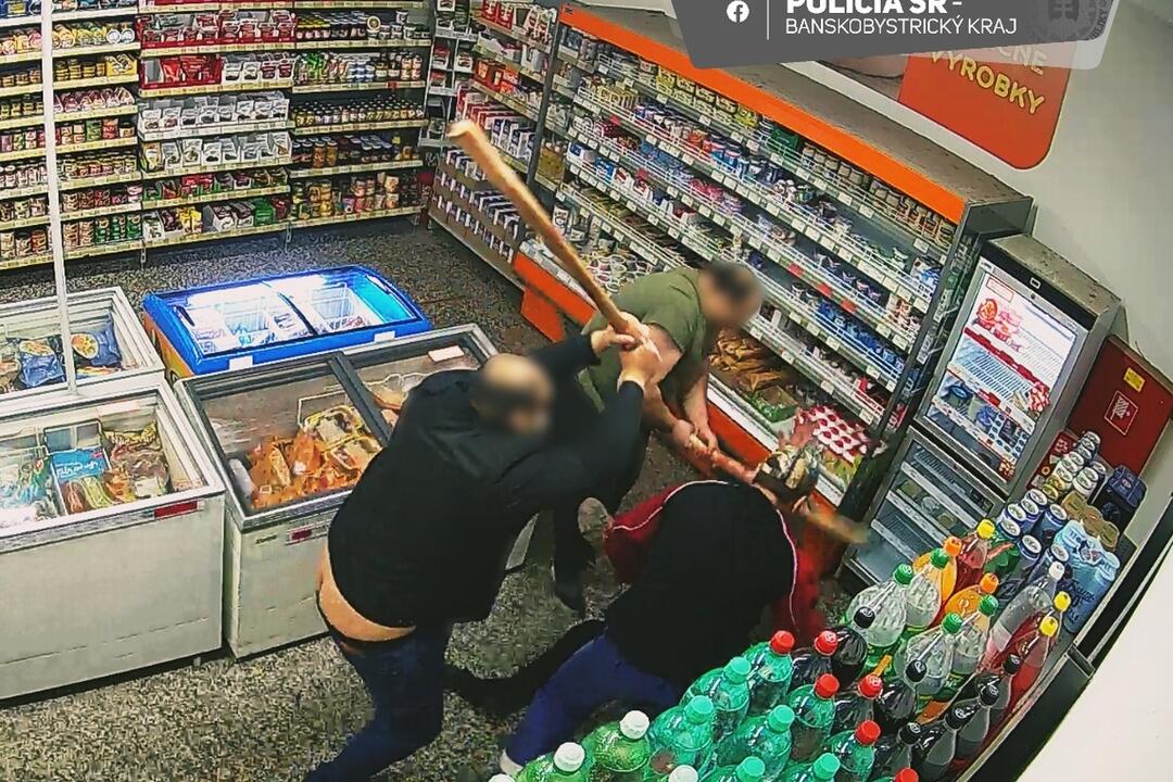 FOTO: Brutálna bitka v Lubeníku, foto 1