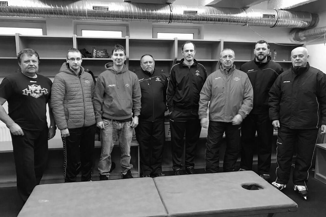 FOTO: VO Zvolene sa budú lúčiť s Dušanom Košíkom, foto 2