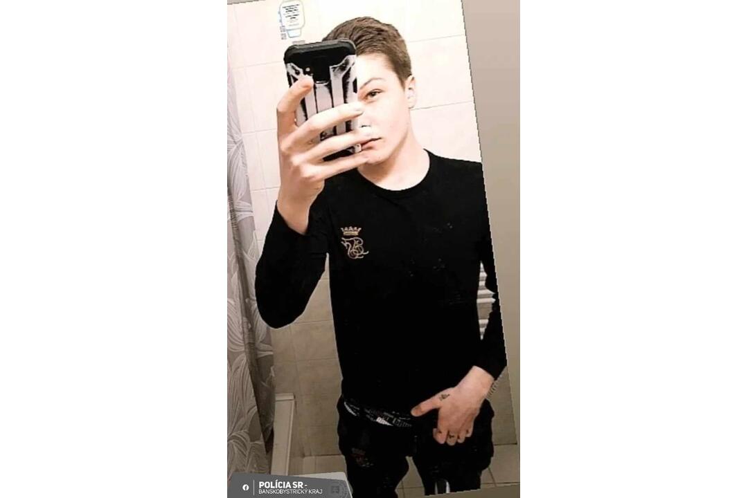 FOTO: Polícia v Banskej Bystrici pátra po nezvestnom 16-ročnom chlapcovi s netradičným menom , foto 4