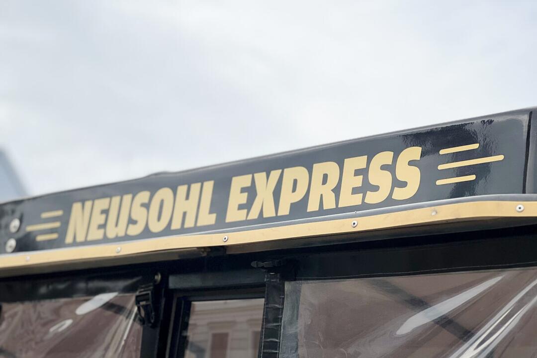 FOTO: Do ulíc v Banskej Bystrici sa vráti obľúbený turistický vláčik, foto 3